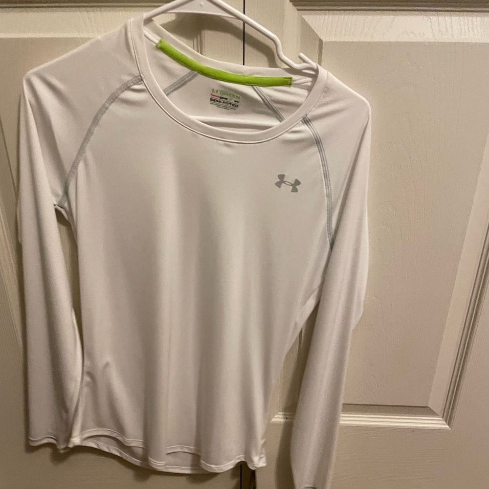 Under armor long sleeve shirt